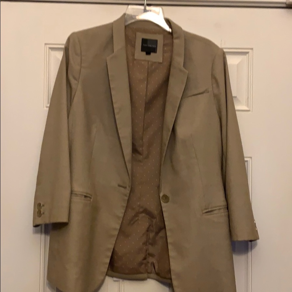 Limited blazer